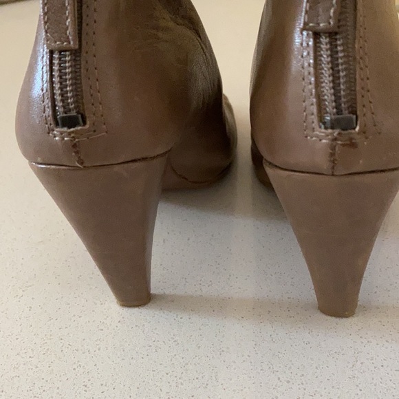 Mar-Ket Genuine Leather Open Toe Bootie - Picture 3 of 7